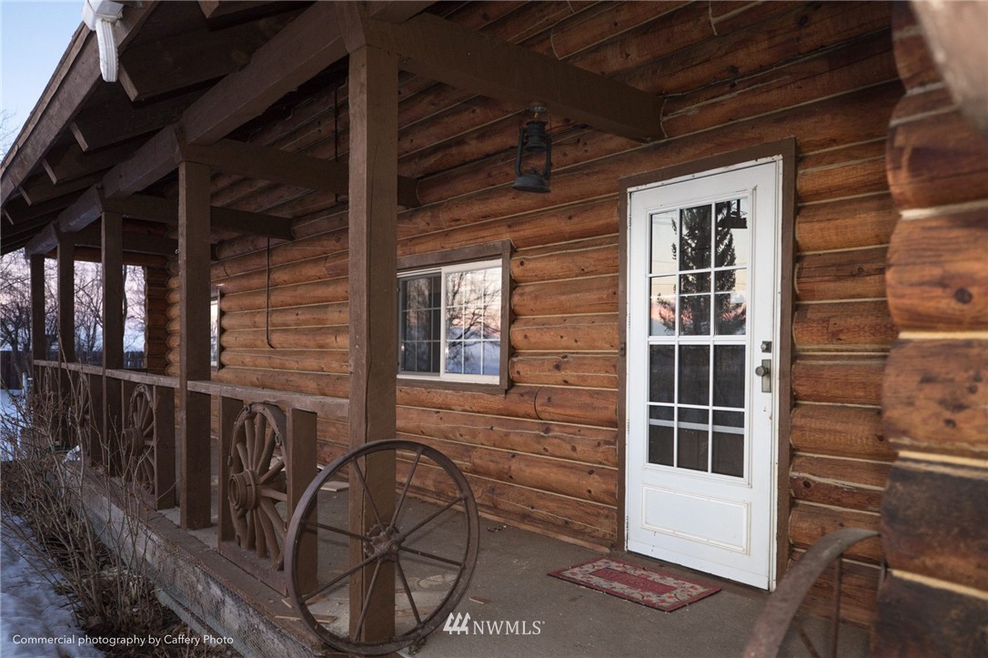 1880 Fairview Road Ellensburg, WA 98926 - Photo 2 of 21 Gallery Image 2