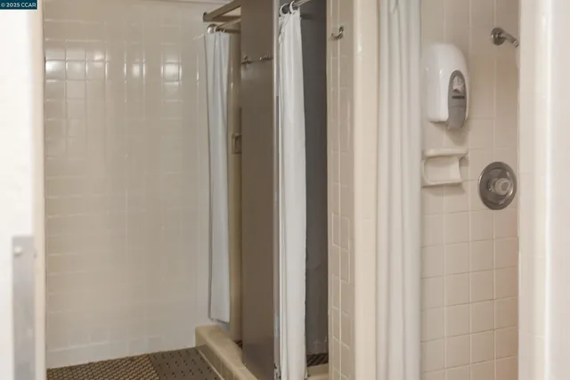 a view of walk in closet