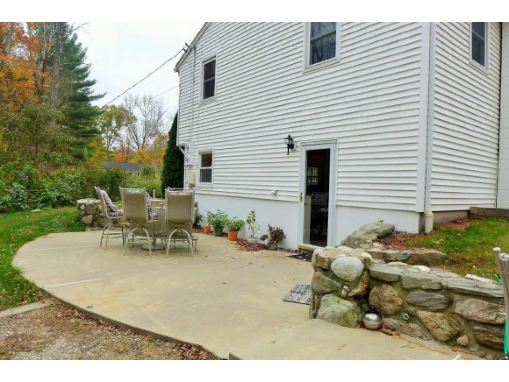 1 Copps Hill Road Windham, NH 03087 - Photo 4 of 34