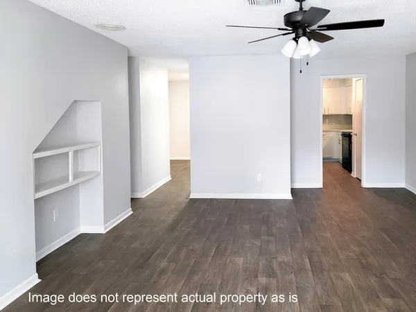 $1,484 | 1918 Place Rebecca Lane, Houston, TX 77090