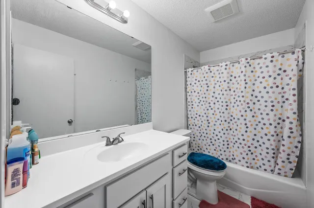 $187,000 | 8526 South Maplebrook Circle, Brooklyn Park, MN 55445