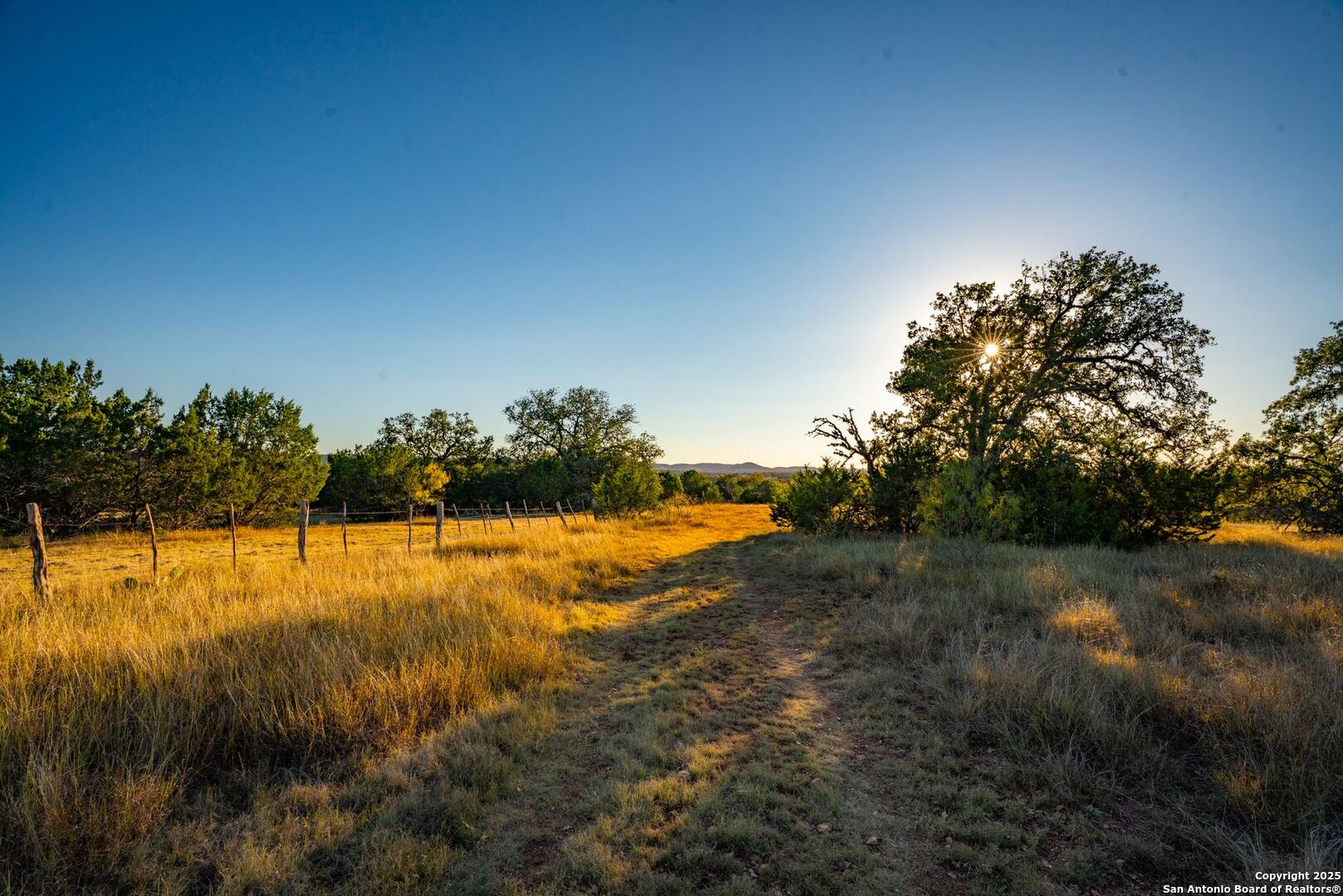 740 Optimist Way Bandera, TX 78003 - Photo 8 of 40 a view of an ocean view