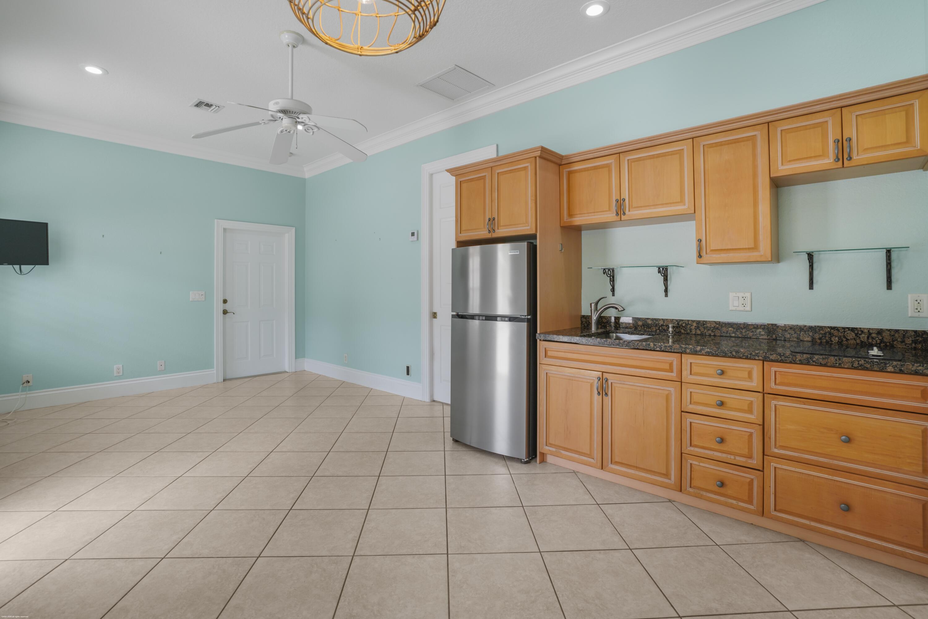 2560 Buck Ridge Trail Loxahatchee, FL 33470 - Photo 42 of 65 Guest House Kitchenette