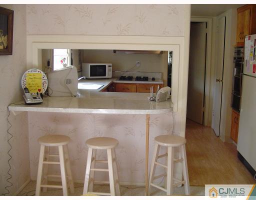 488 Sherman Road North Brunswick, NJ 08902 - Photo 8 of 11 Gallery Image 8
