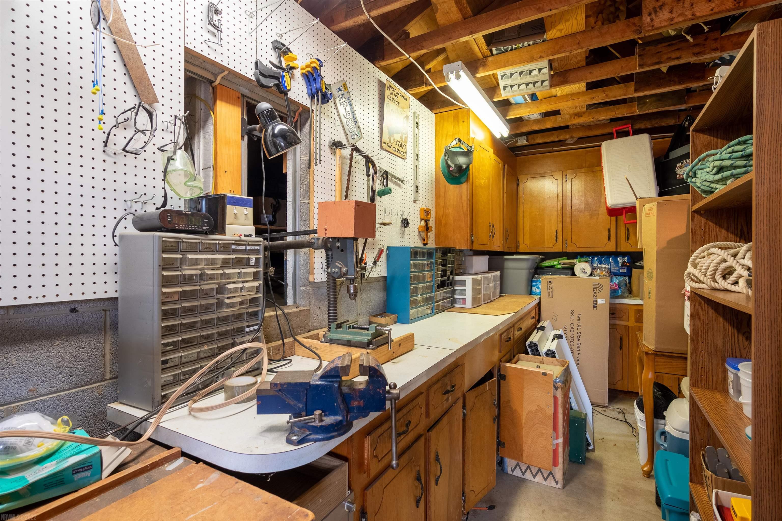 1306 Bishop Road Blacksburg, VA 24060 - Photo 77 of 83 Gallery Image 77