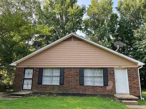$650 | 643 McWhirter Avenue, Memphis, TN 38127