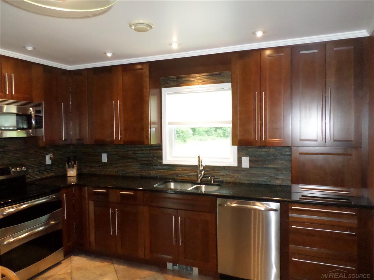 7453 Big Hand Road St. Clair, MI 48079 - Photo 5 of 55 31356498-6.JPG