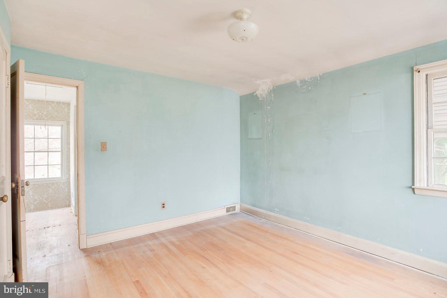 6616 Loch Hill Road Baltimore, MD 21239 - Photo 12 of 19 Gallery Image 12
