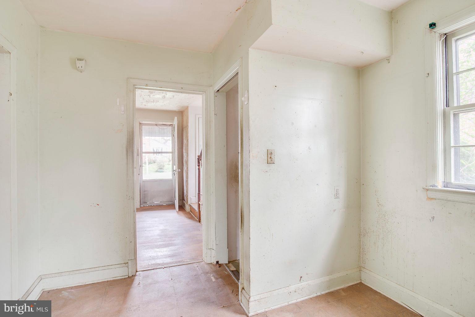 6616 Loch Hill Road Baltimore, MD 21239 - Photo 16 of 19 Gallery Image 16