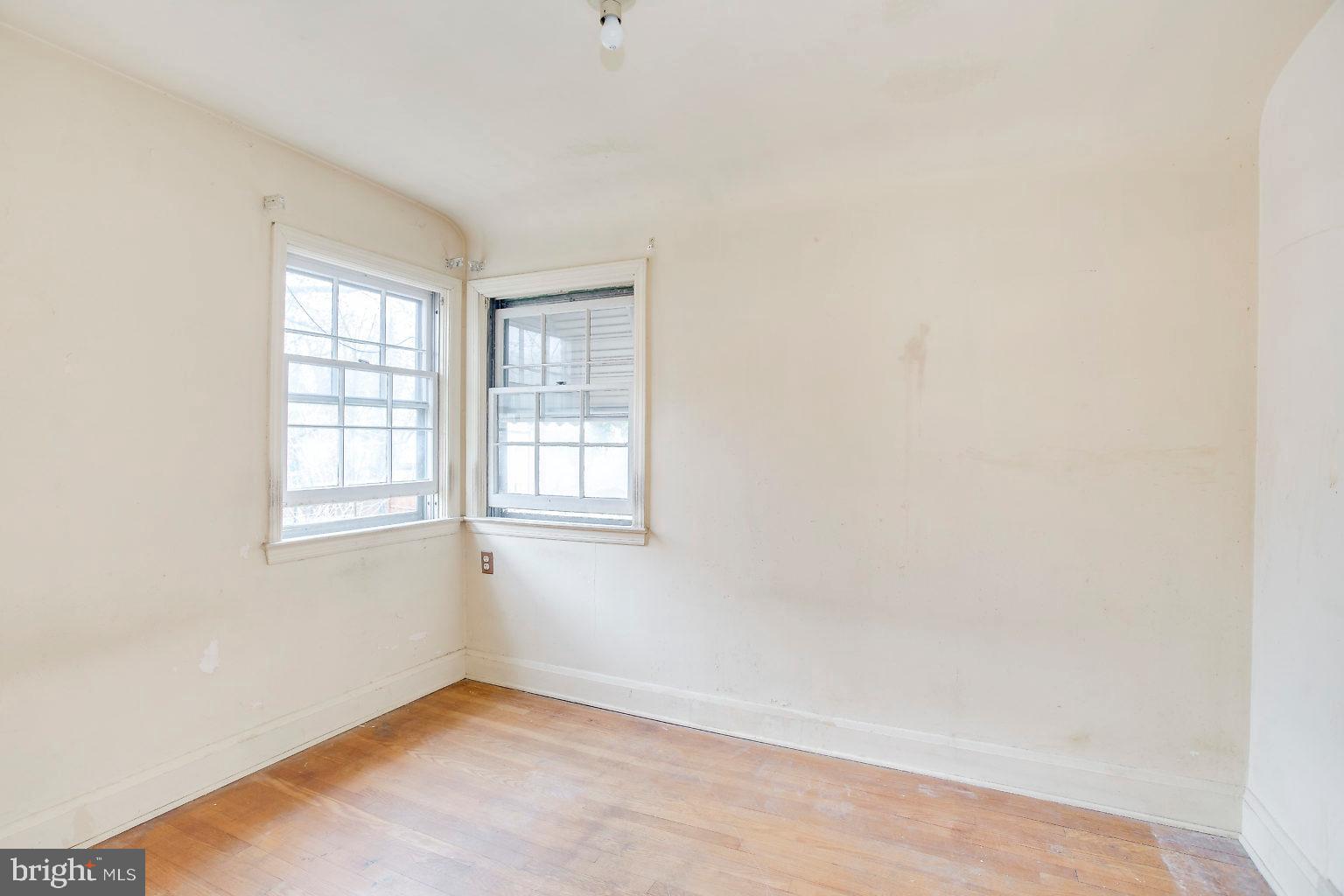 6616 Loch Hill Road Baltimore, MD 21239 - Photo 17 of 19 Gallery Image 17
