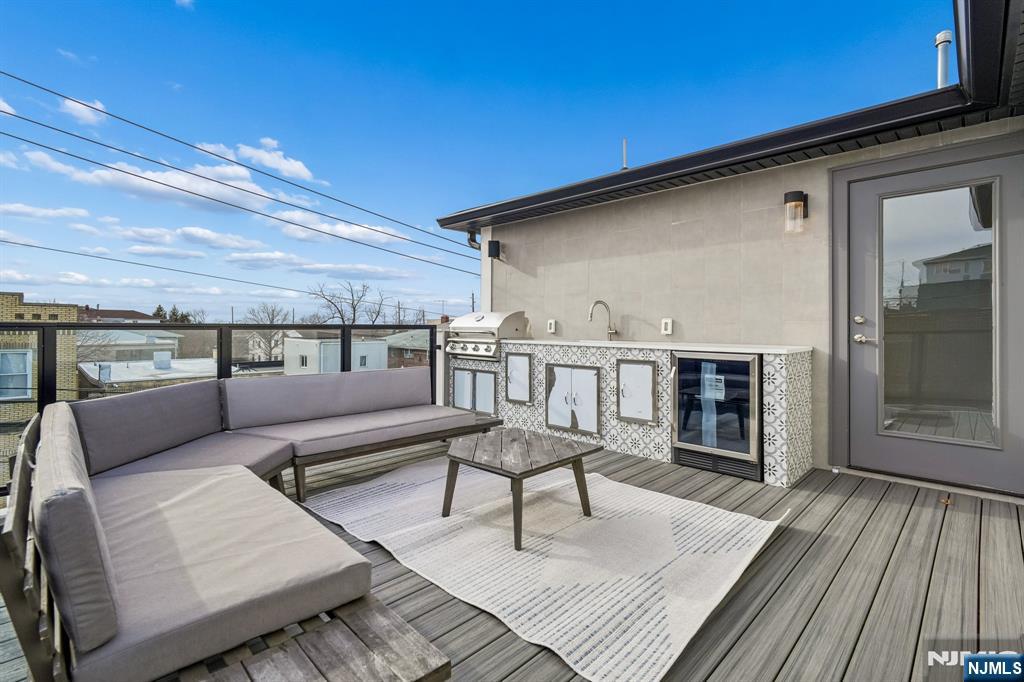 305 8th Street, Unit 2 Fairview, NJ 07022 - Photo 4 of 27