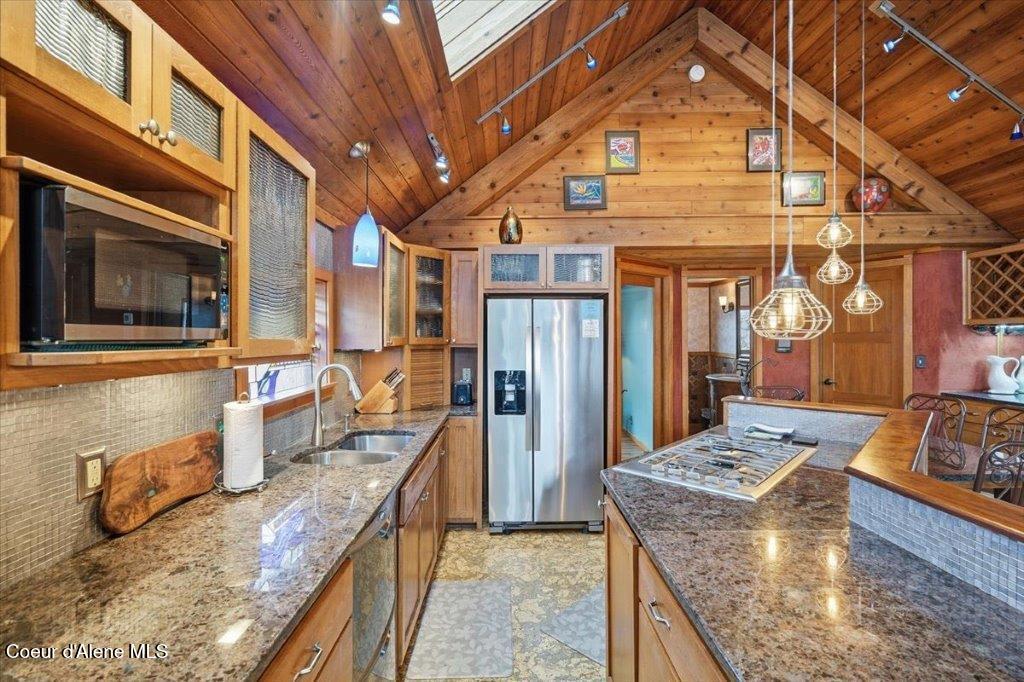 34129 Scenic Bay Road Bayview, ID 83803 - Photo 24 of 69 Kitchen