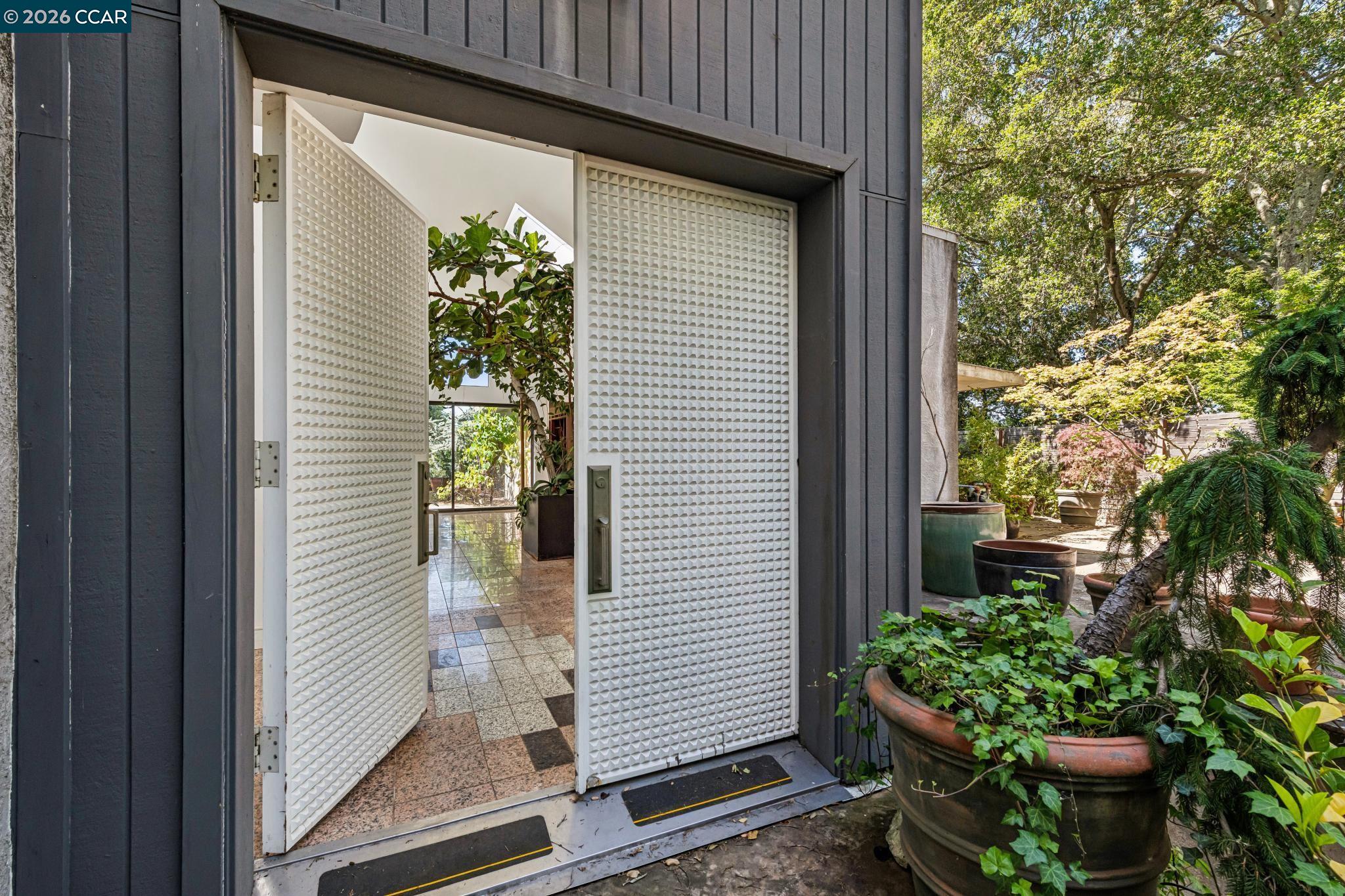 5 Oak Flat Road Orinda, CA 94563 - Photo 19 of 99