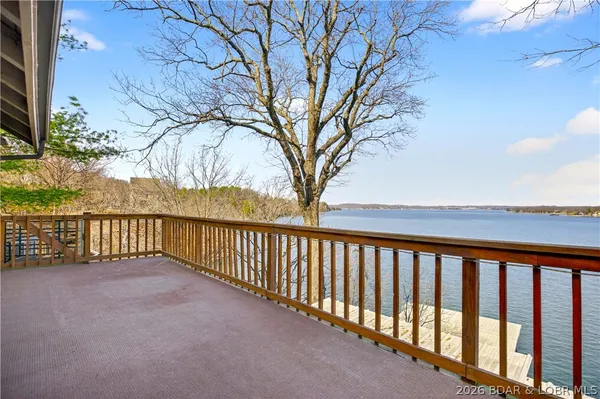 $549,500 | 176 Kansas City Way, Sunrise Beach, MO 65079
