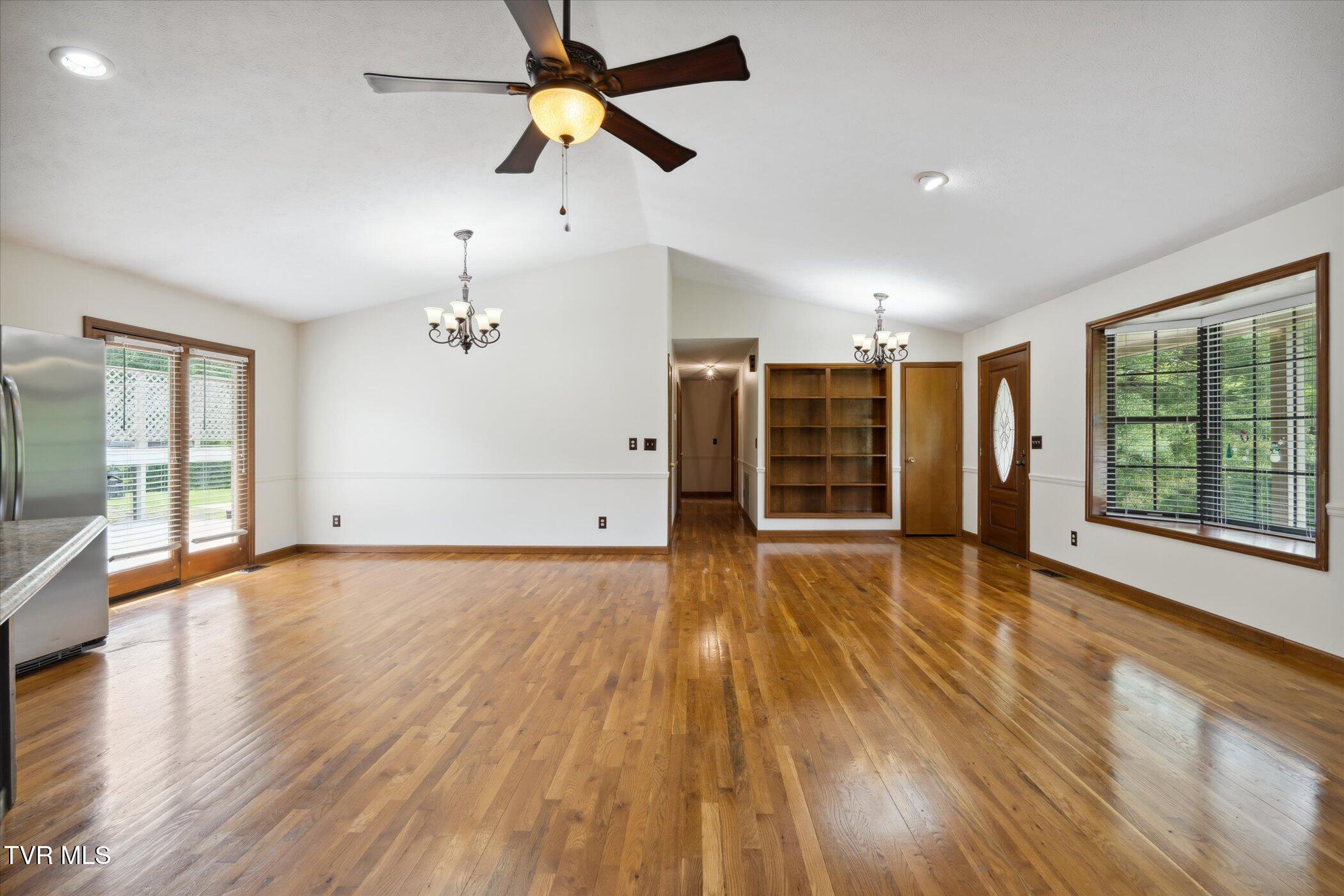 3263 Cherokee Drive Morristown, TN 37814 - Photo 24 of 69 16-3263-Cherokee-Dr-Morristown-TN-Window