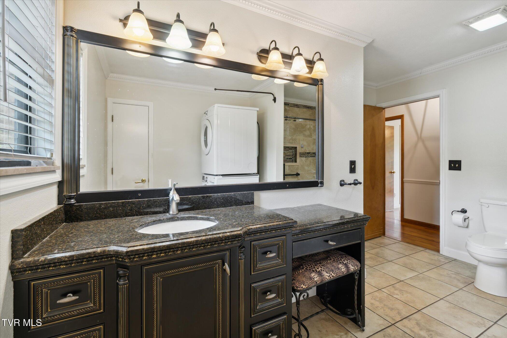 3263 Cherokee Drive Morristown, TN 37814 - Photo 42 of 69 33-3263-Cherokee-Dr-Morristown-TN-Window