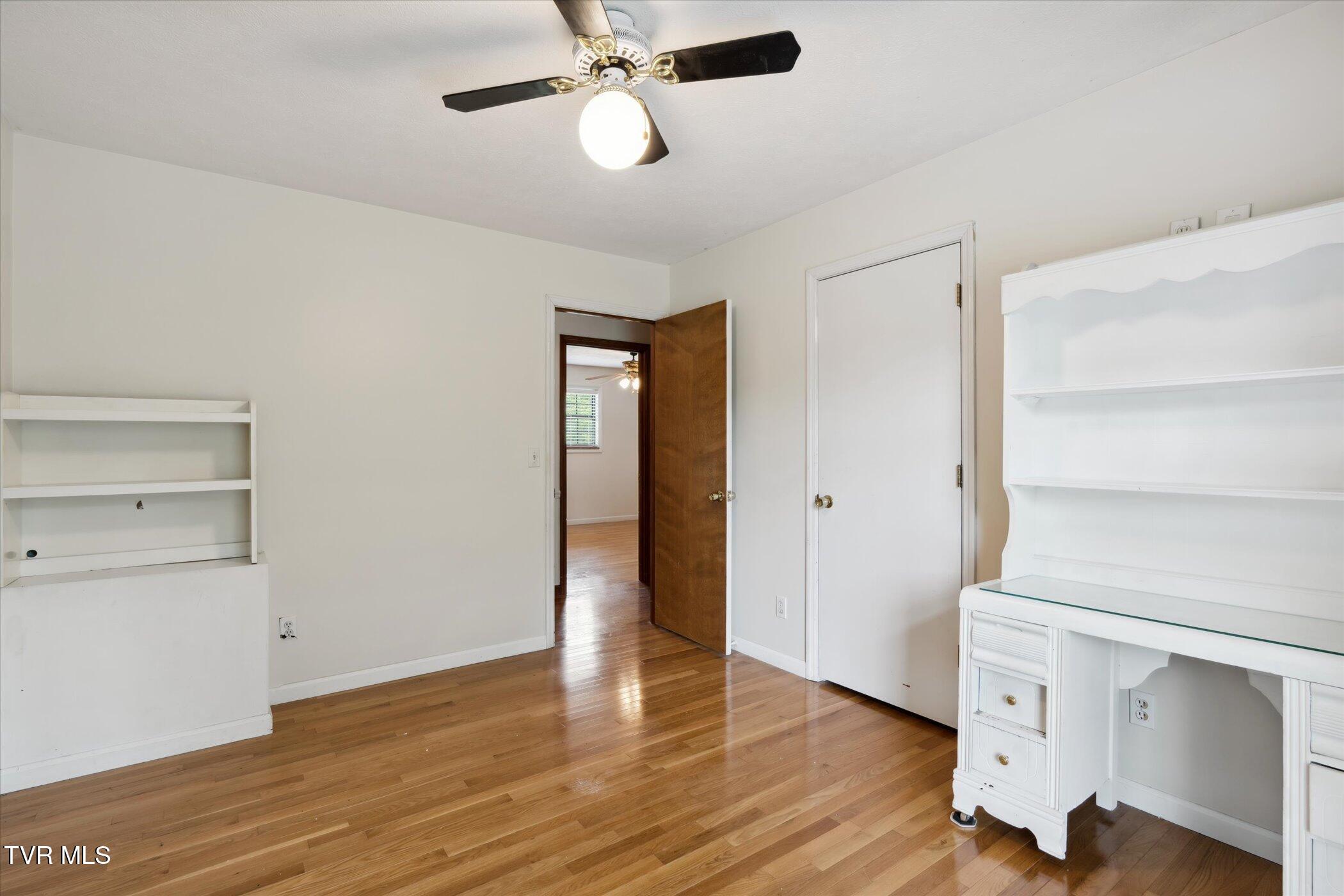 3263 Cherokee Drive Morristown, TN 37814 - Photo 45 of 69 36-3263-Cherokee-Dr-Morristown-TN-Window