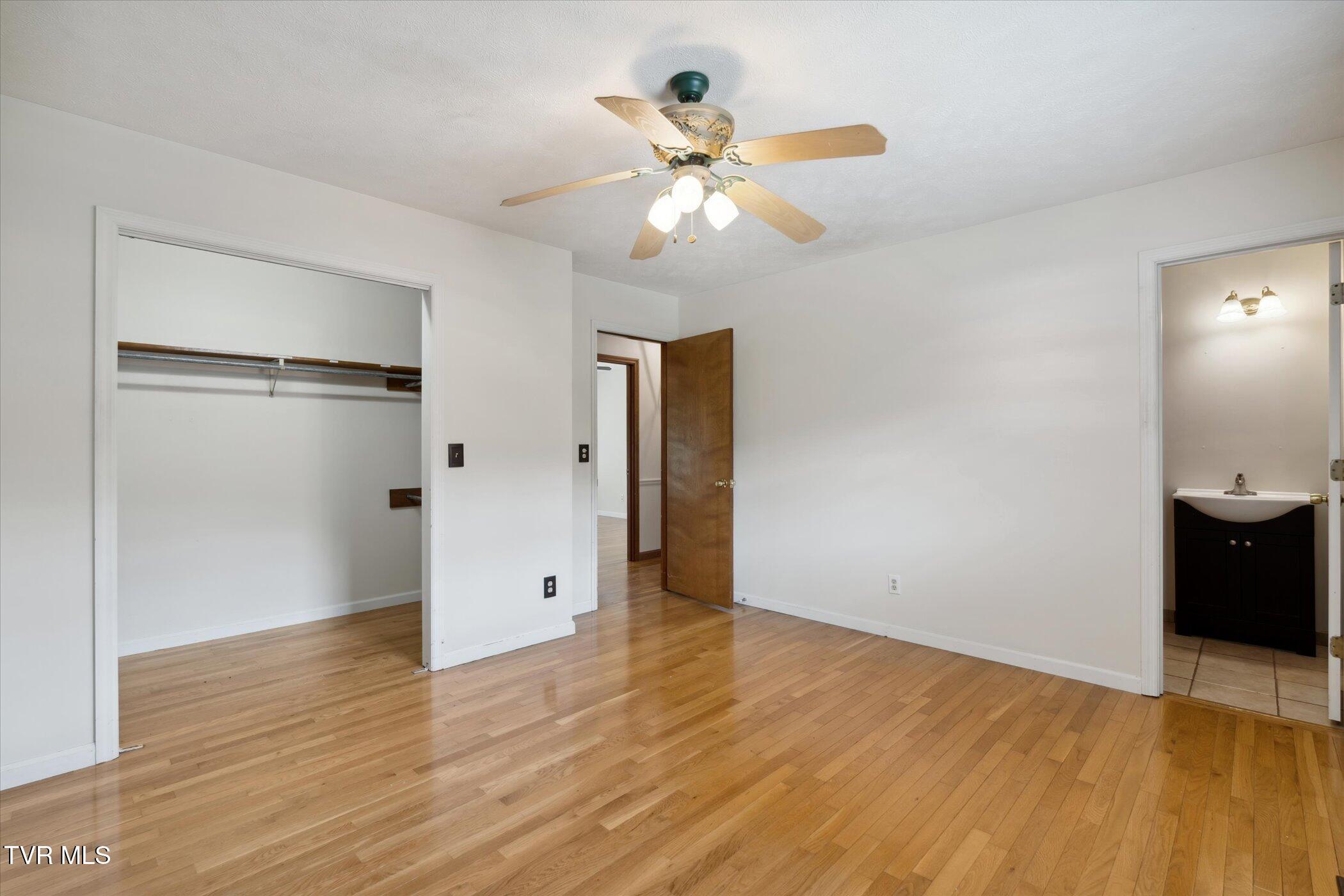 3263 Cherokee Drive Morristown, TN 37814 - Photo 50 of 69 41-3263-Cherokee-Dr-Morristown-TN-Window