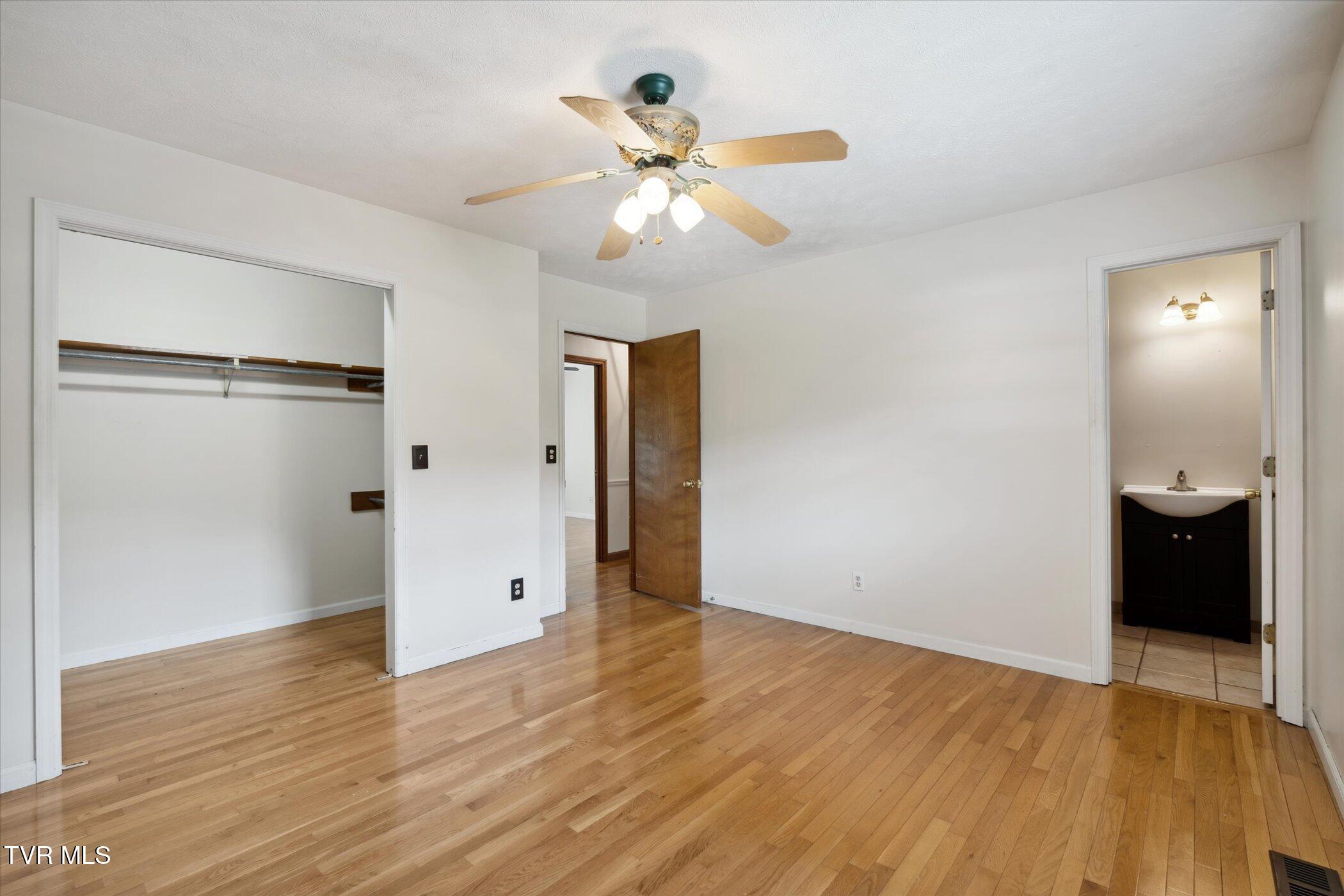 3263 Cherokee Drive Morristown, TN 37814 - Photo 51 of 69 42-3263-Cherokee-Dr-Morristown-TN-Window