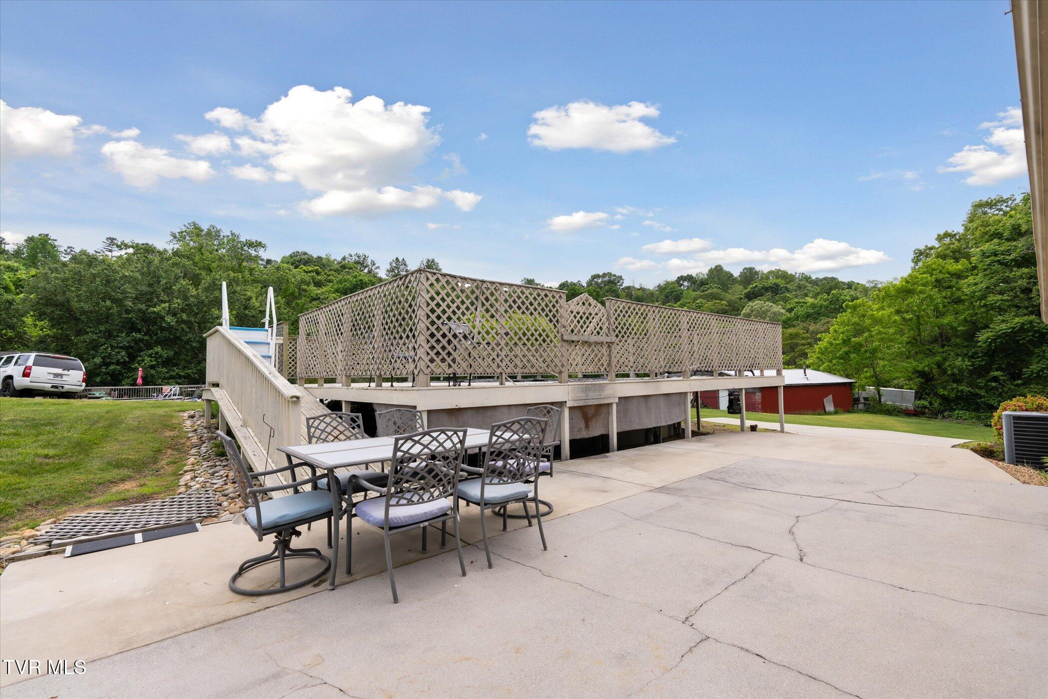 3263 Cherokee Drive Morristown, TN 37814 - Photo 69 of 69 61-3263-Cherokee-Dr-Morristown-TN-Window