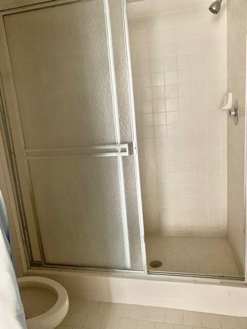18871 Stewart Circle, Unit 6 Boca Raton, FL 33496 - Photo 9 of 21 Master Bathroom