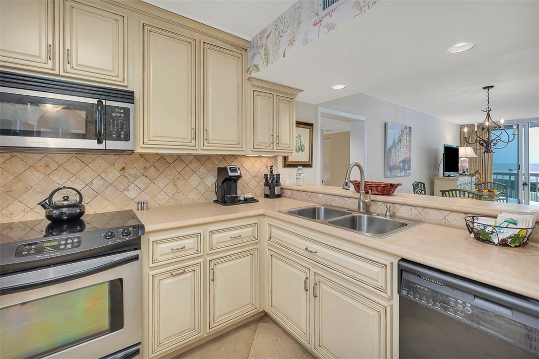 201 Neptune Road, Unit 255 St. Simons Island, GA 31522 - Photo 9 of 29