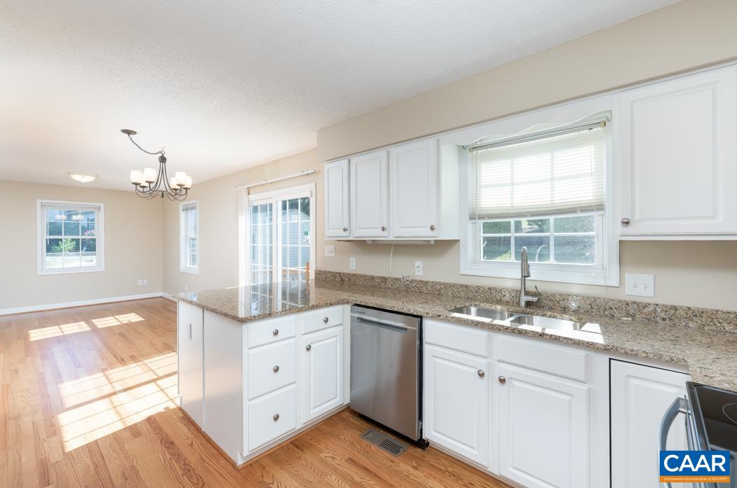 1636 Chatham Road Waynesboro, VA 22980 - Photo 23 of 64 Gallery Image 23