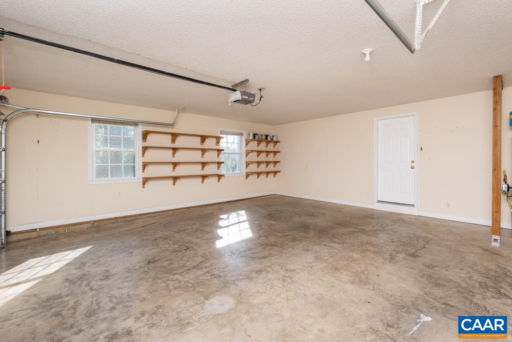 1636 Chatham Road Waynesboro, VA 22980 - Photo 28 of 64 Gallery Image 28
