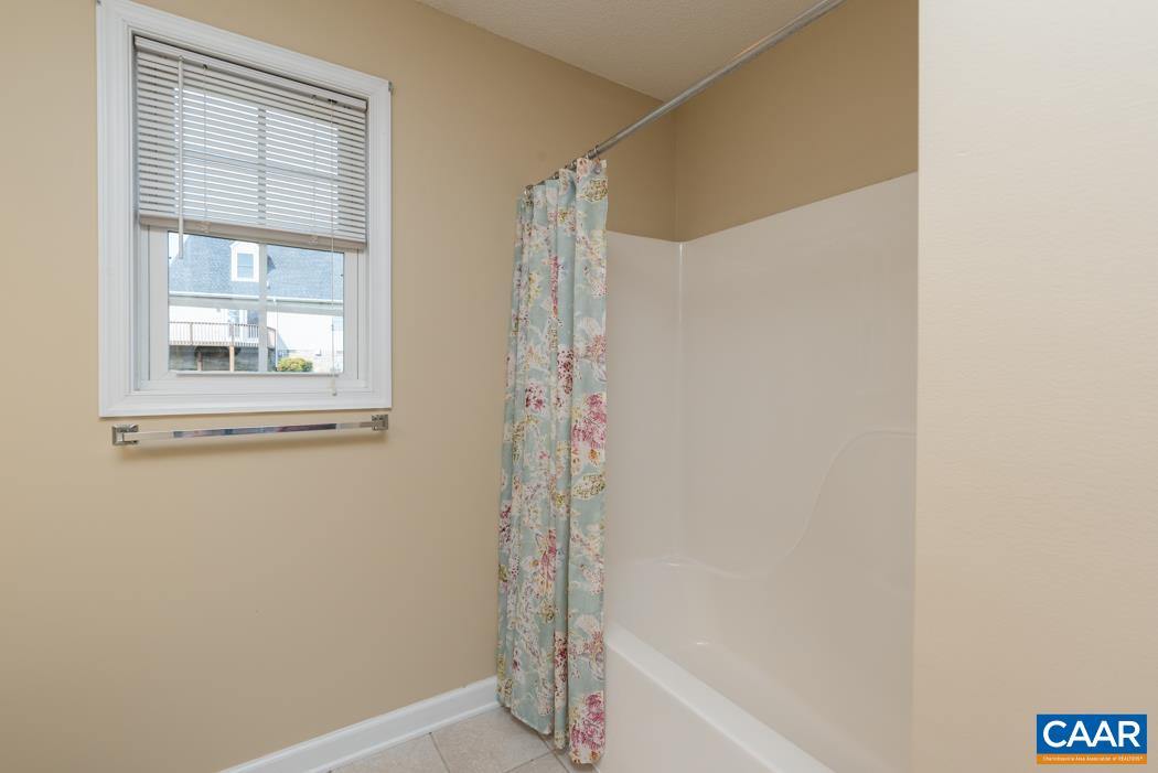 1636 Chatham Road Waynesboro, VA 22980 - Photo 44 of 64 Gallery Image 44
