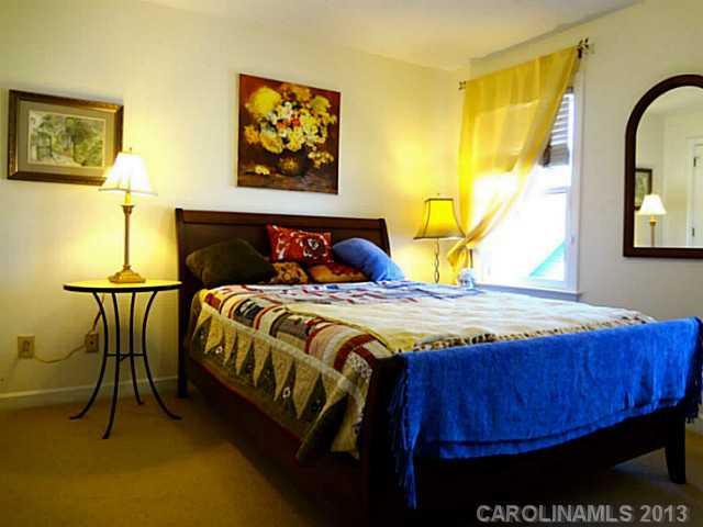 2827 Sharon View Road, Unit 2827 Charlotte, NC 28210 - Photo 13 of 16 Gallery Image 13