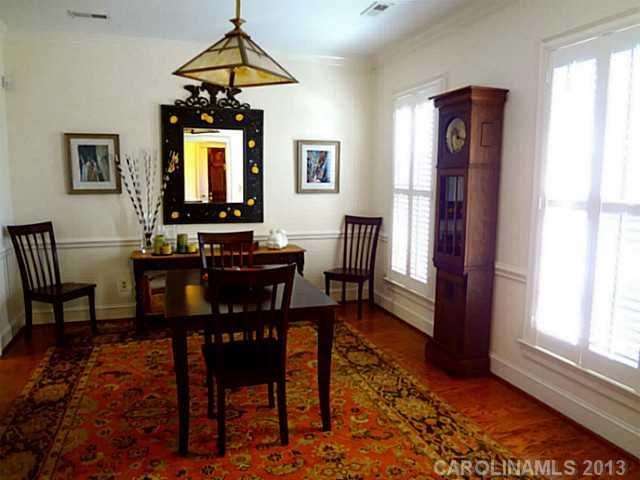 2827 Sharon View Road, Unit 2827 Charlotte, NC 28210 - Photo 7 of 16 Gallery Image 7