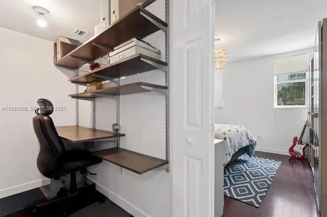 $5,500 | 8888 Collins Avenue, Unit 115, Surfside, FL 33154