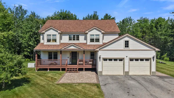 $665,000 | 5 Brookfield Drive, Holden, ME 04429