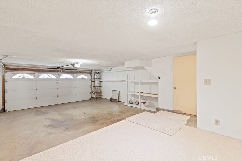 9502 Vía Salerno Burbank, CA 91504 - Photo 14 of 18 an empty room with a empty space and windows