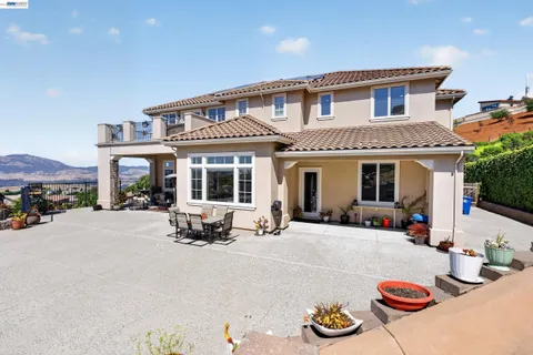 $3,849,000 | 200 Cliffecastle Court, San Ramon, CA 94583