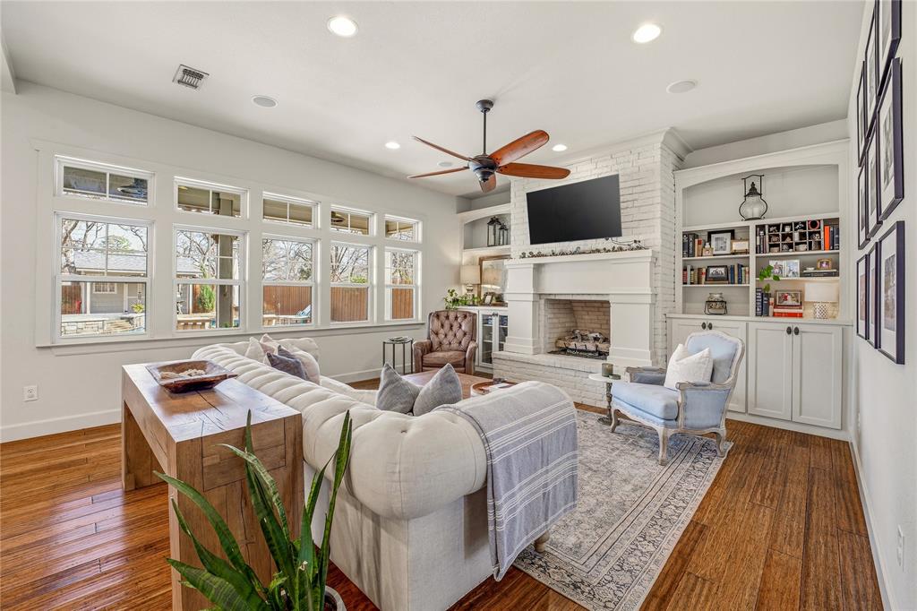 907 Cherry Street Graham, TX 76450 - Photo 12 of 40