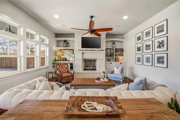 $925,000 | 907 Cherry Street, Graham, TX 76450