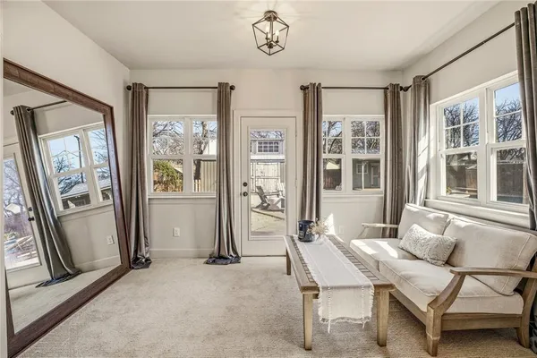 $925,000 | 907 Cherry Street, Graham, TX 76450