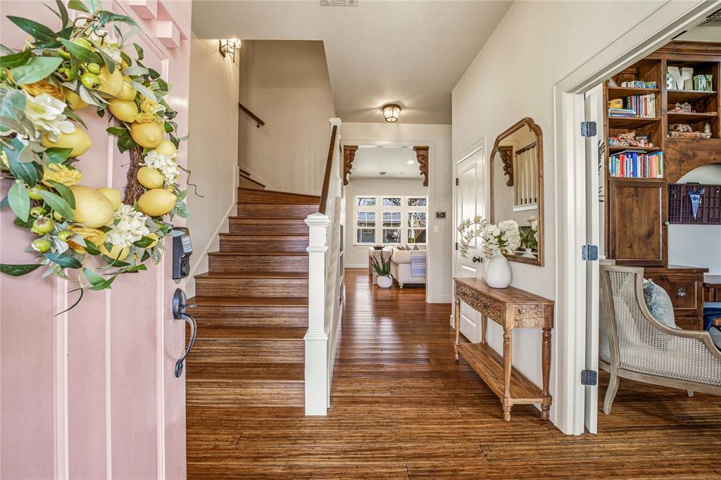 907 Cherry Street Graham, TX 76450 - Photo 4 of 40