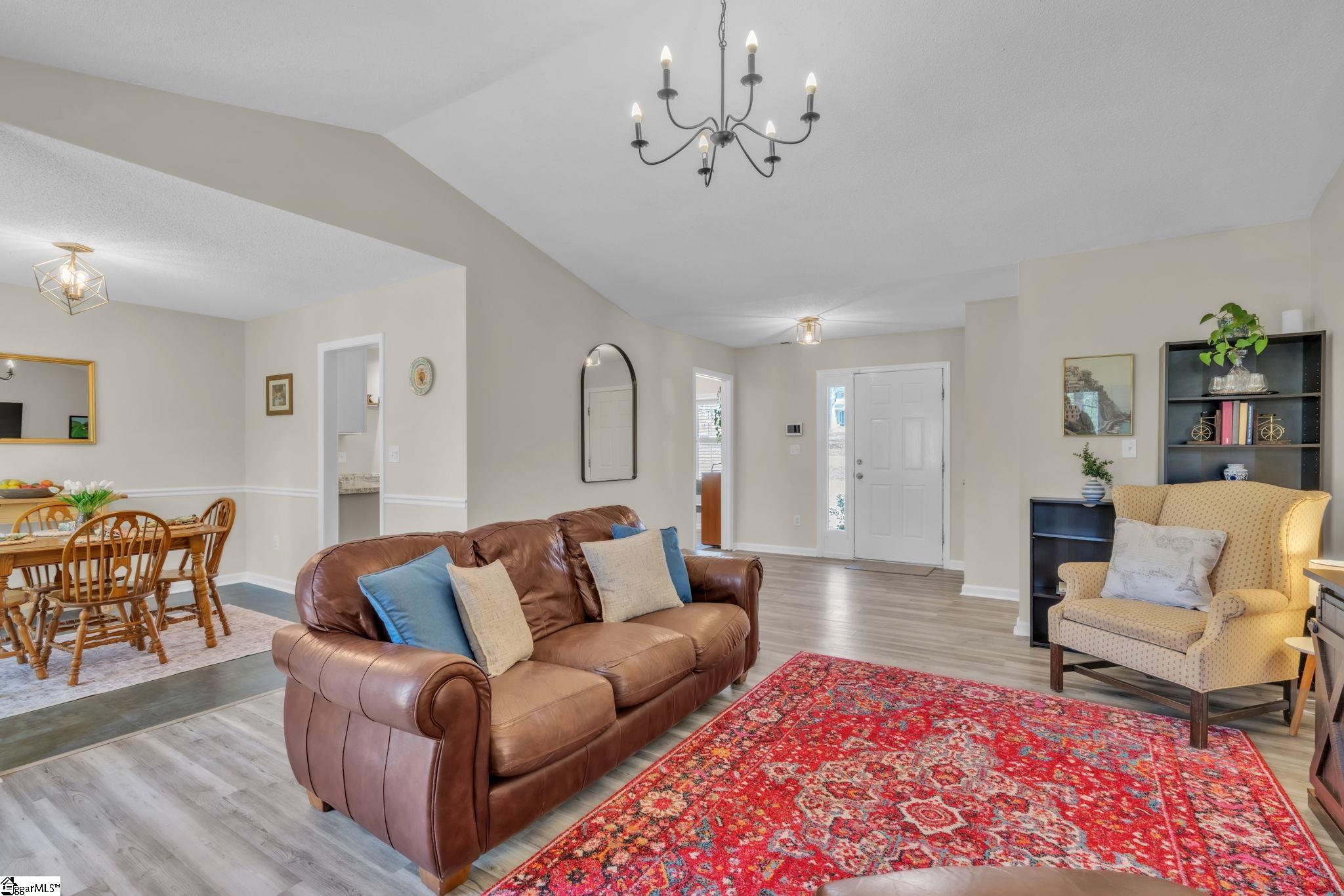 104 Boxelder Lane Simpsonville, SC 29680 - Photo 10 of 31 Gallery Image 10