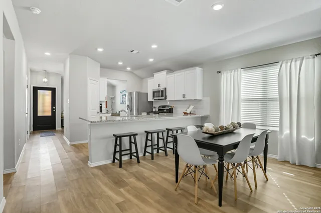 $329,000 | 6079 Akin Quay, San Antonio, TX 78261