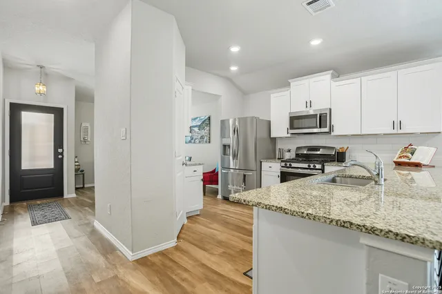 $329,000 | 6079 Akin Quay, San Antonio, TX 78261