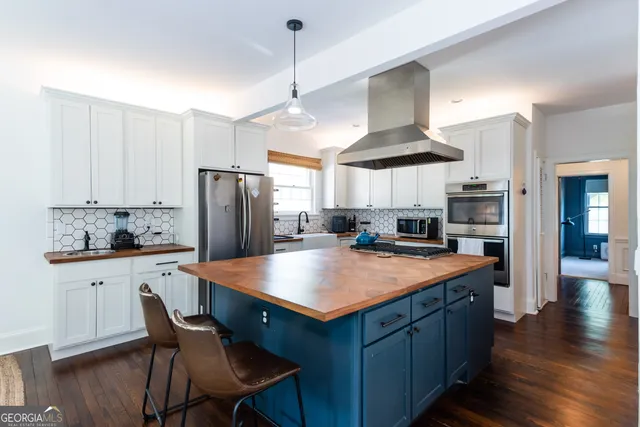 $3,300 | 1996 Lyle Avenue, College Park, GA 30337