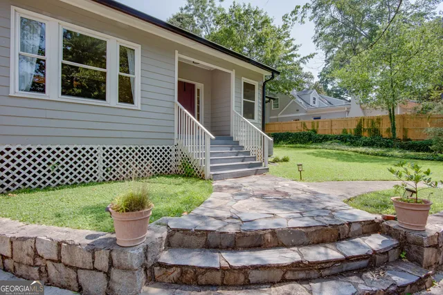 $3,300 | 1996 Lyle Avenue, College Park, GA 30337