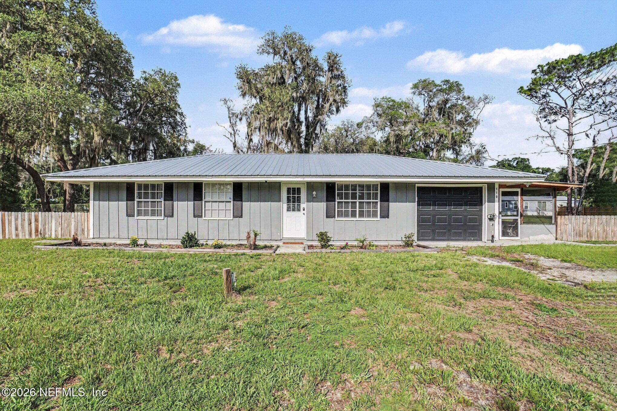 110 Horse Landing Road Satsuma, FL 32189 - Photo 1 of 28 001_file_5932