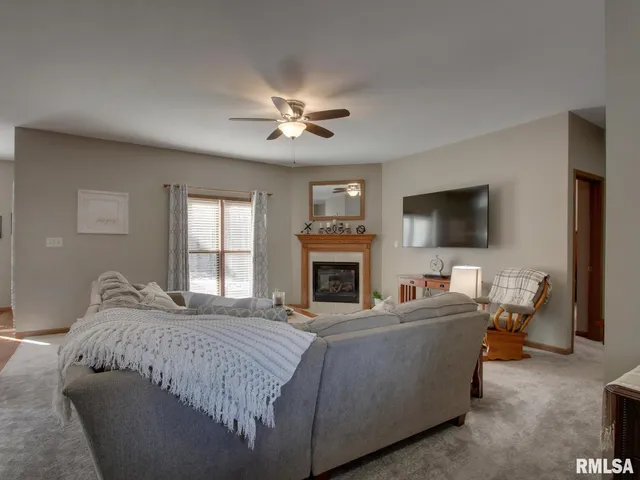 $369,000 | 3314 Wynstone Drive, Quincy, IL 62305