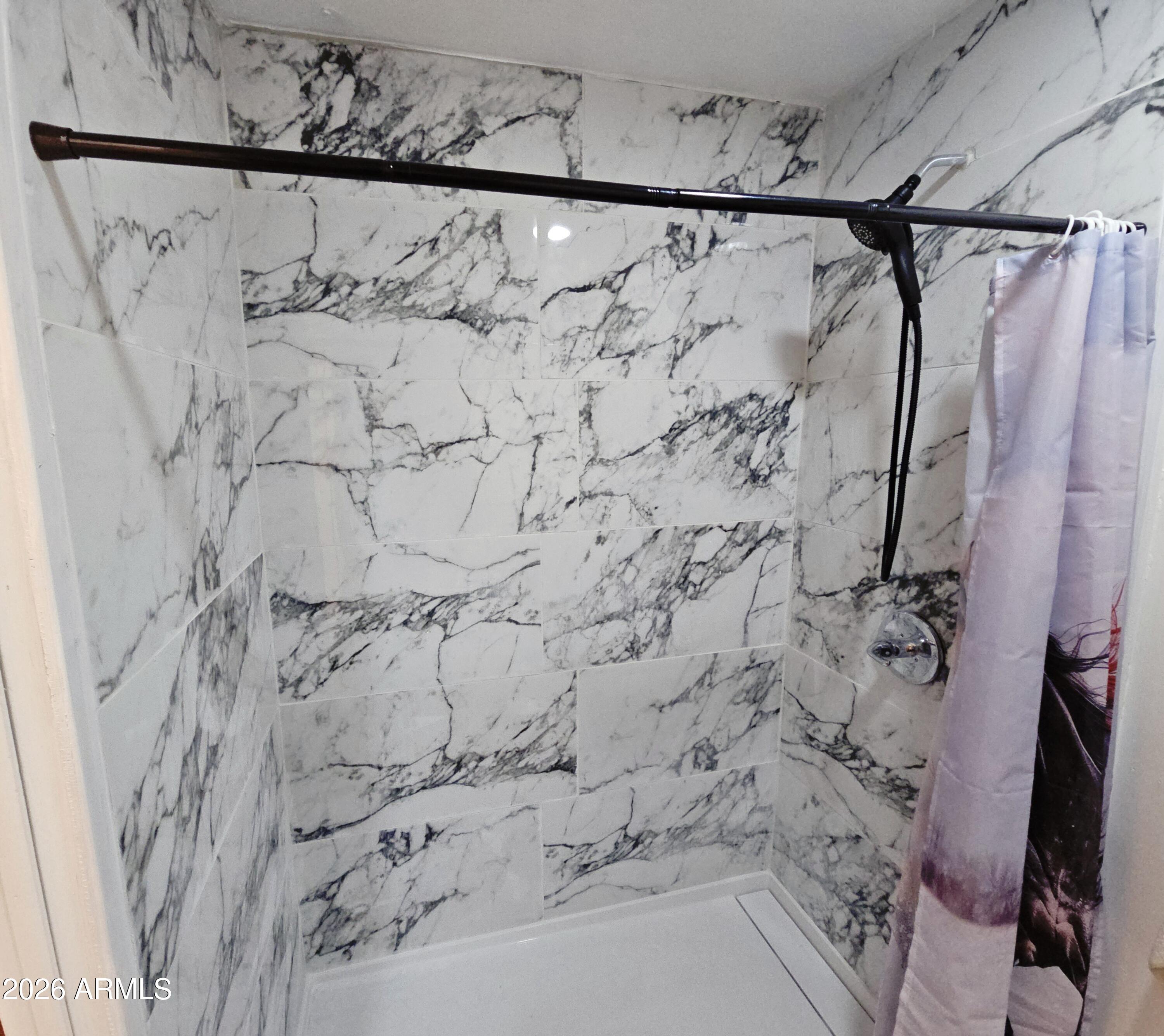 6538 West Hatcher Road Glendale, AZ 85302 - Photo 12 of 21 1000021731