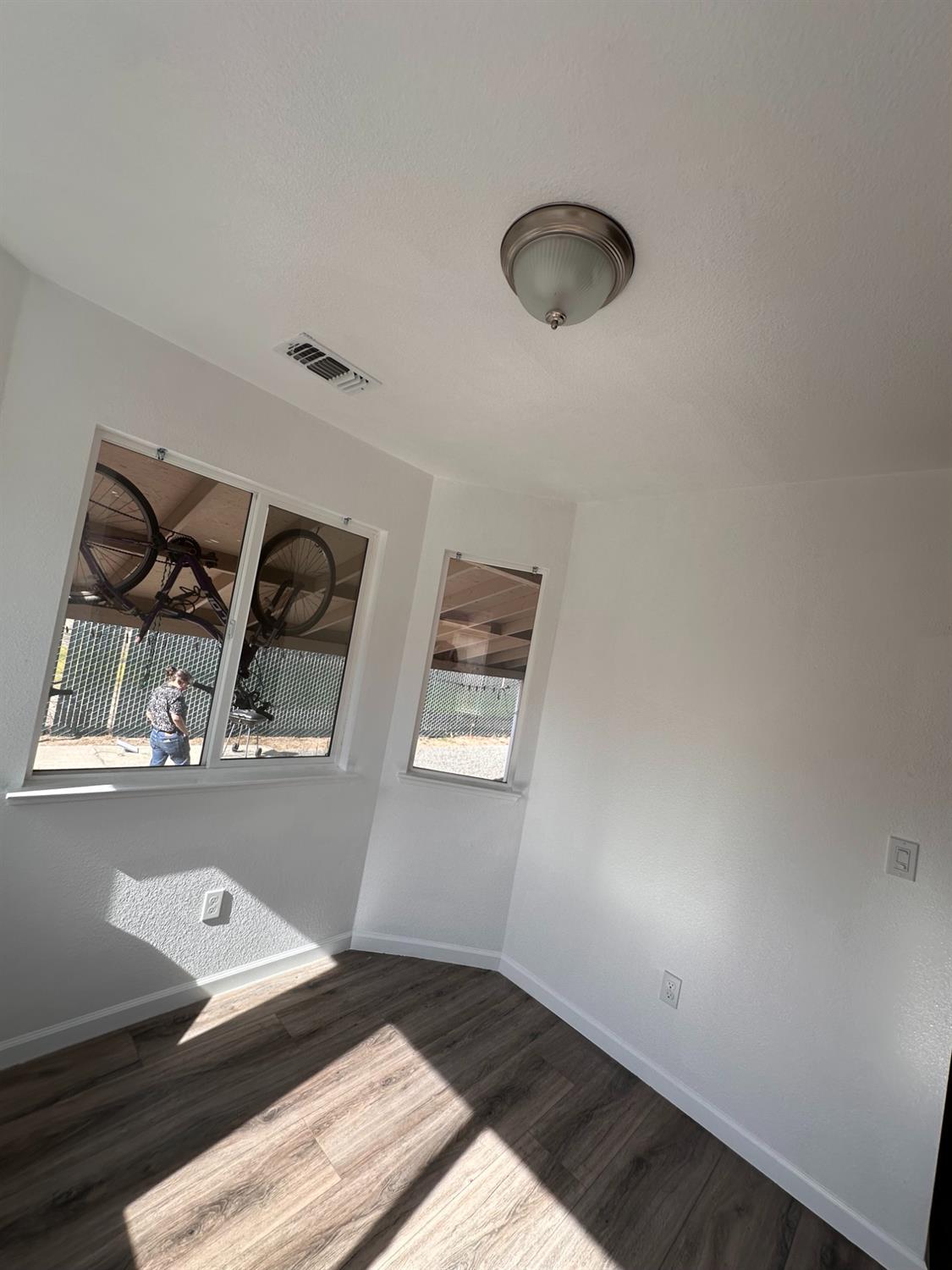 911 Toro Lane Lathrop, CA 95330 - Photo 19 of 36 Another view of the Breakfast Nook.