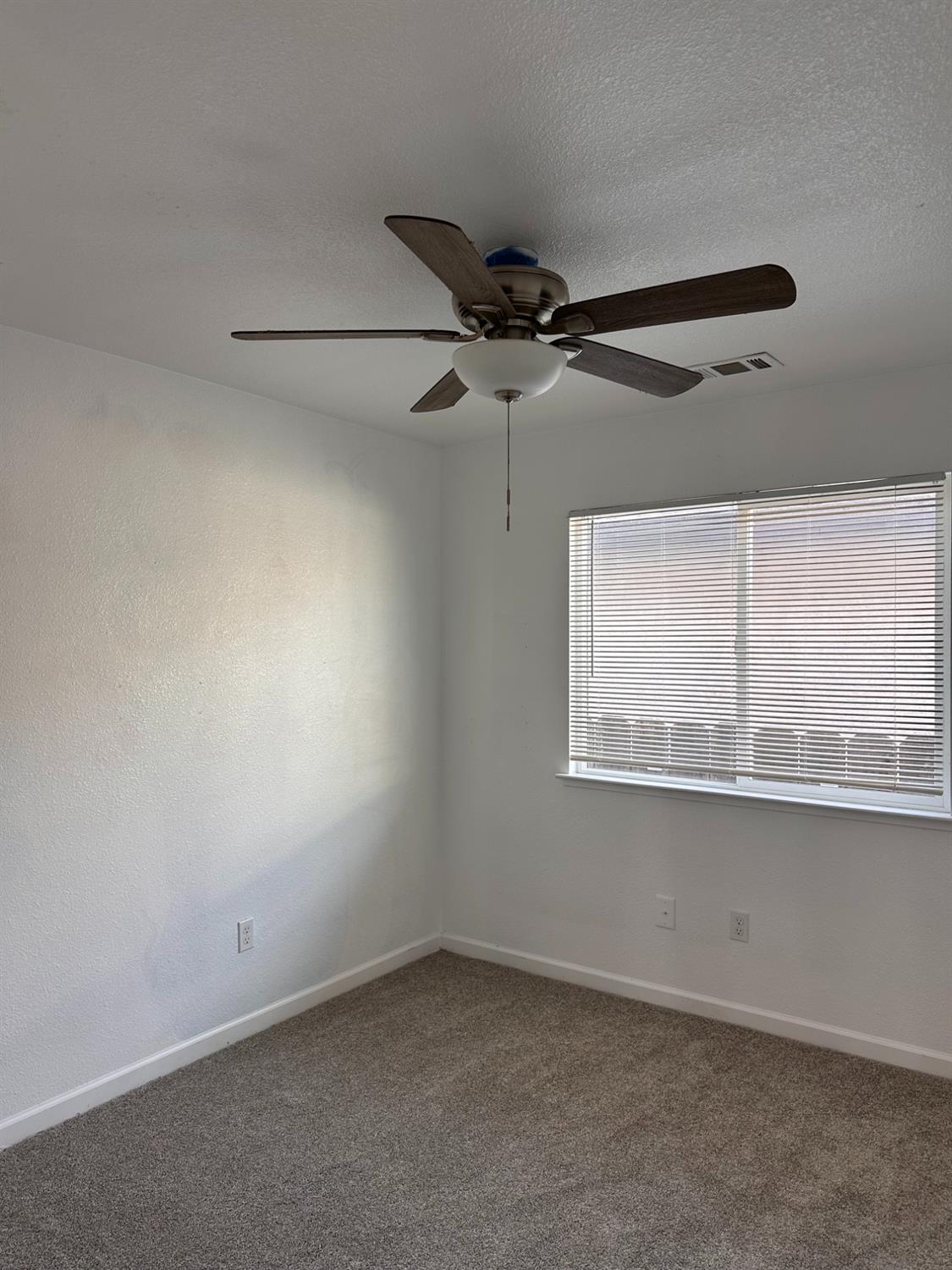 911 Toro Lane Lathrop, CA 95330 - Photo 24 of 36