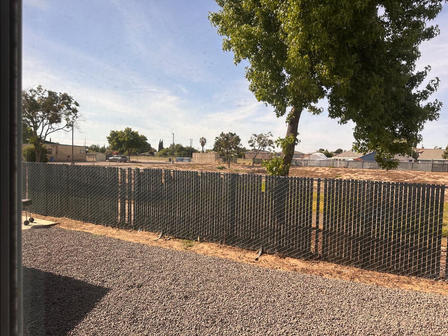 911 Toro Lane Lathrop, CA 95330 - Photo 34 of 36